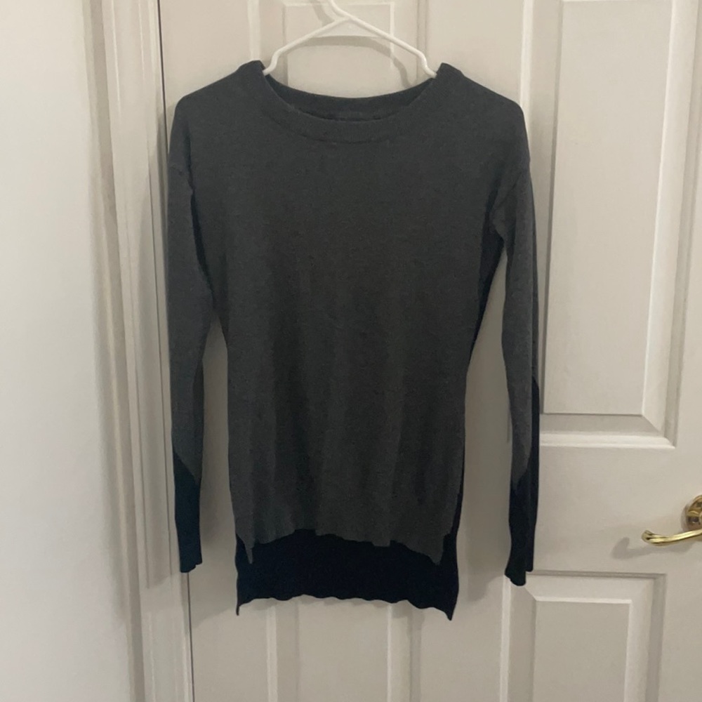 Women’s Grey and Black Longsleeve Sweater